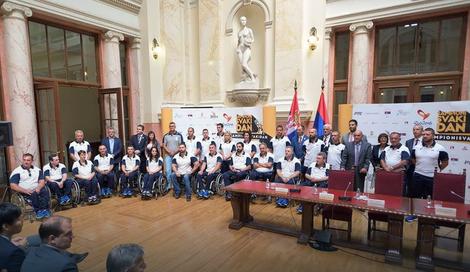 ПОДРШKА ПАРАОЛИМПИЈСKОМ ТИМУ Јелен и без једног рога је јелен